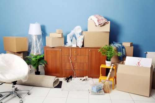 Removal team supporting a Southfields home move