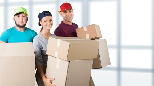 Packing and loading a truck for a Southfields relocation